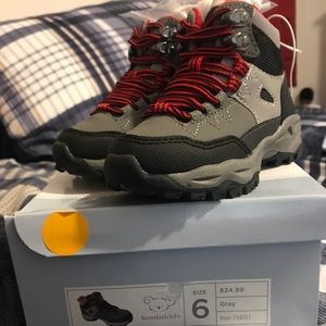 Size 6 Koala Kids hiking boots NEW in box